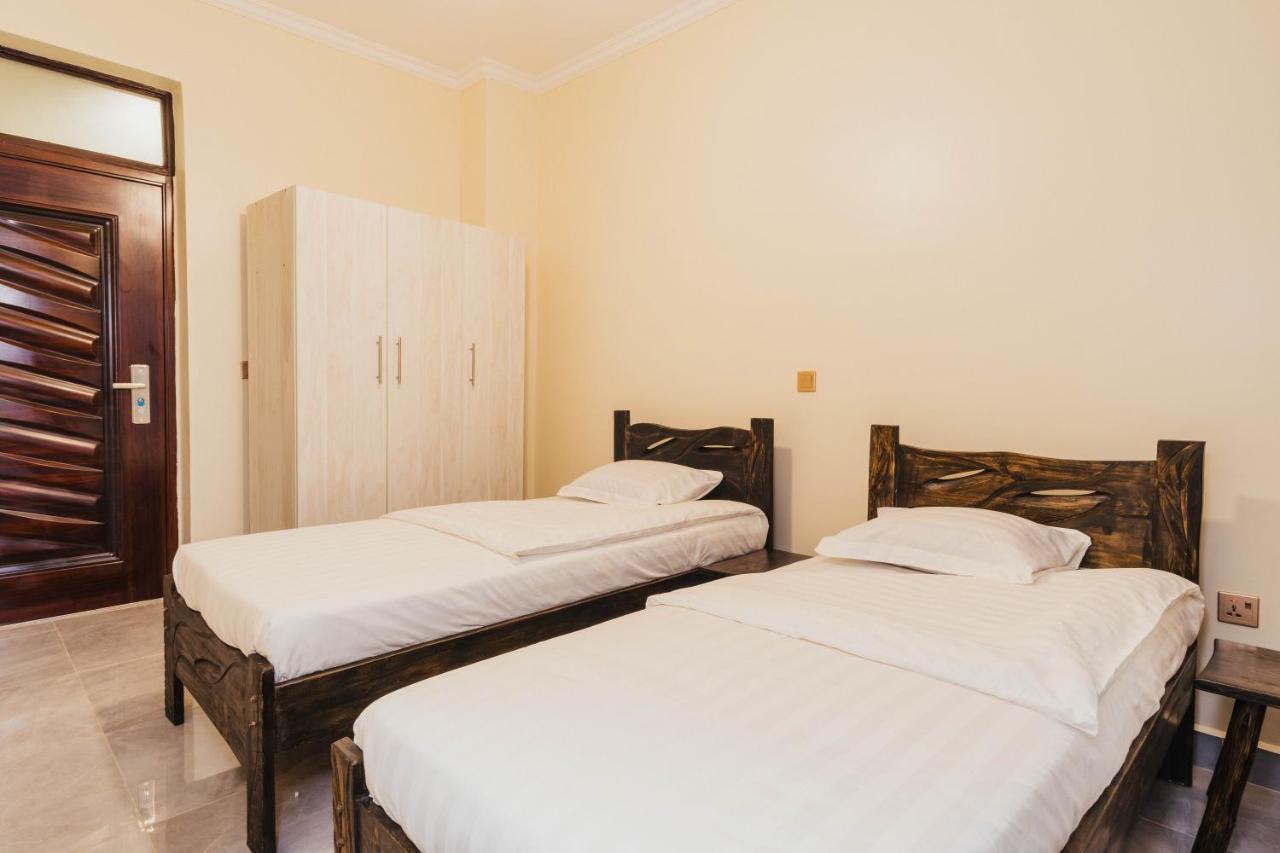Mountain View Hotel & Apartment Kigali Buitenkant foto